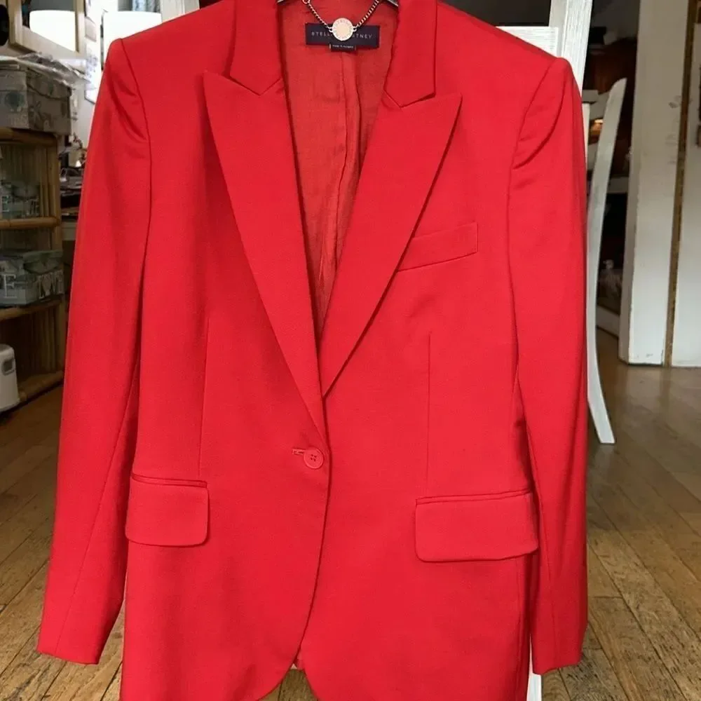 Ferrari 🏎️ Red Wool Blazer by Stella McCartney. Chic! 4 Convenient pockets!